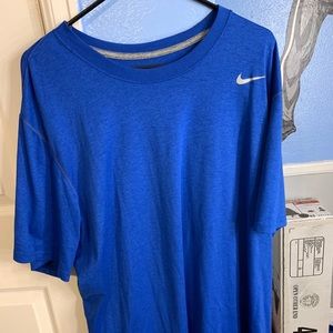 Blue Men’s Nike dry fit tee